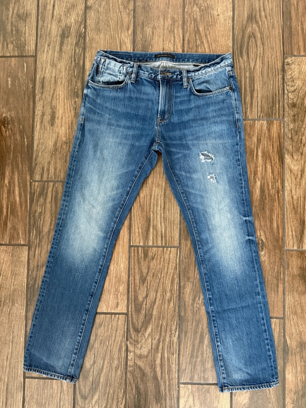 John Varvatos Bowery Jeans Men 33x32 Slim Straight Distressed Blue Denim
